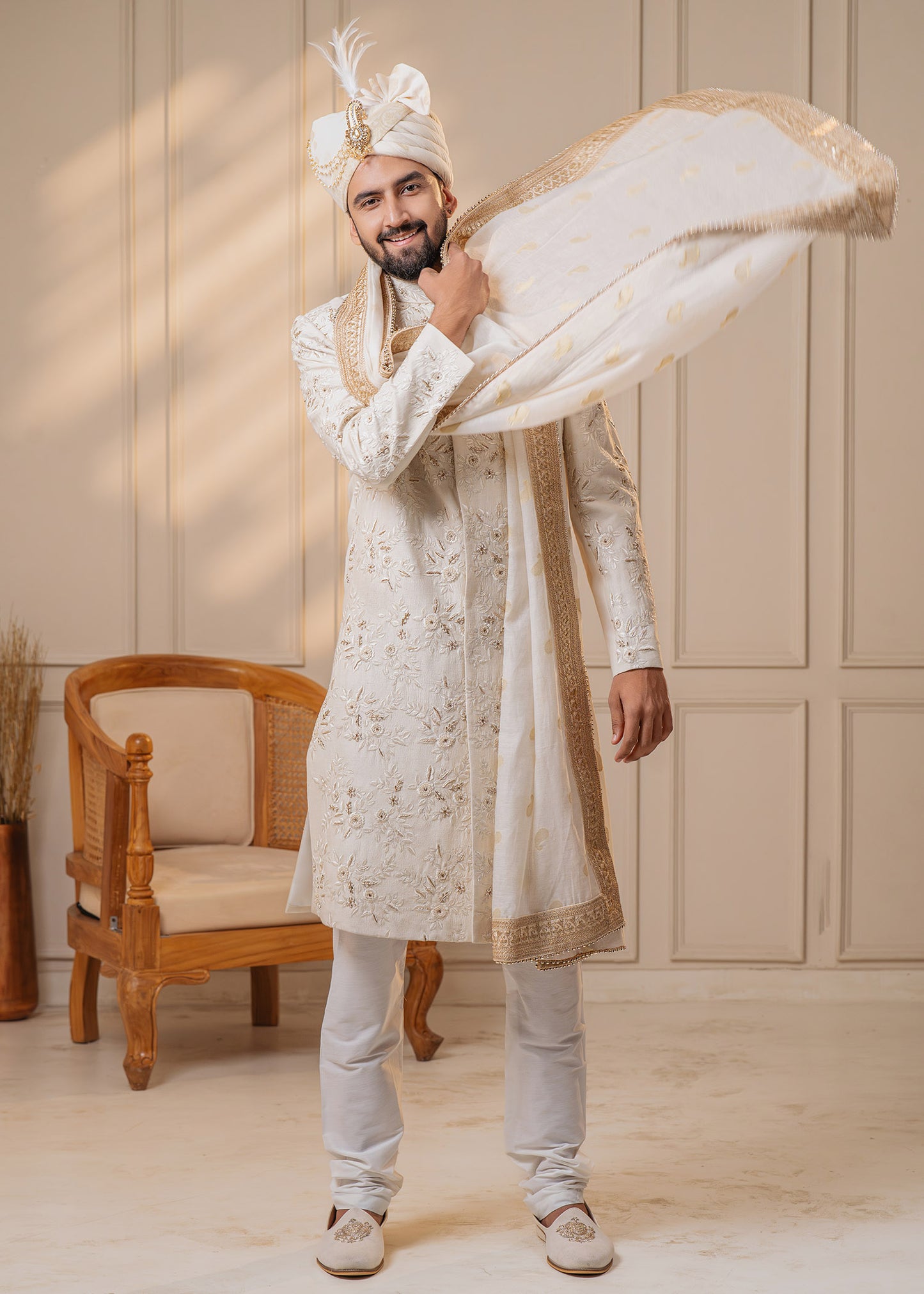 Ivory Sherwani set - Manan