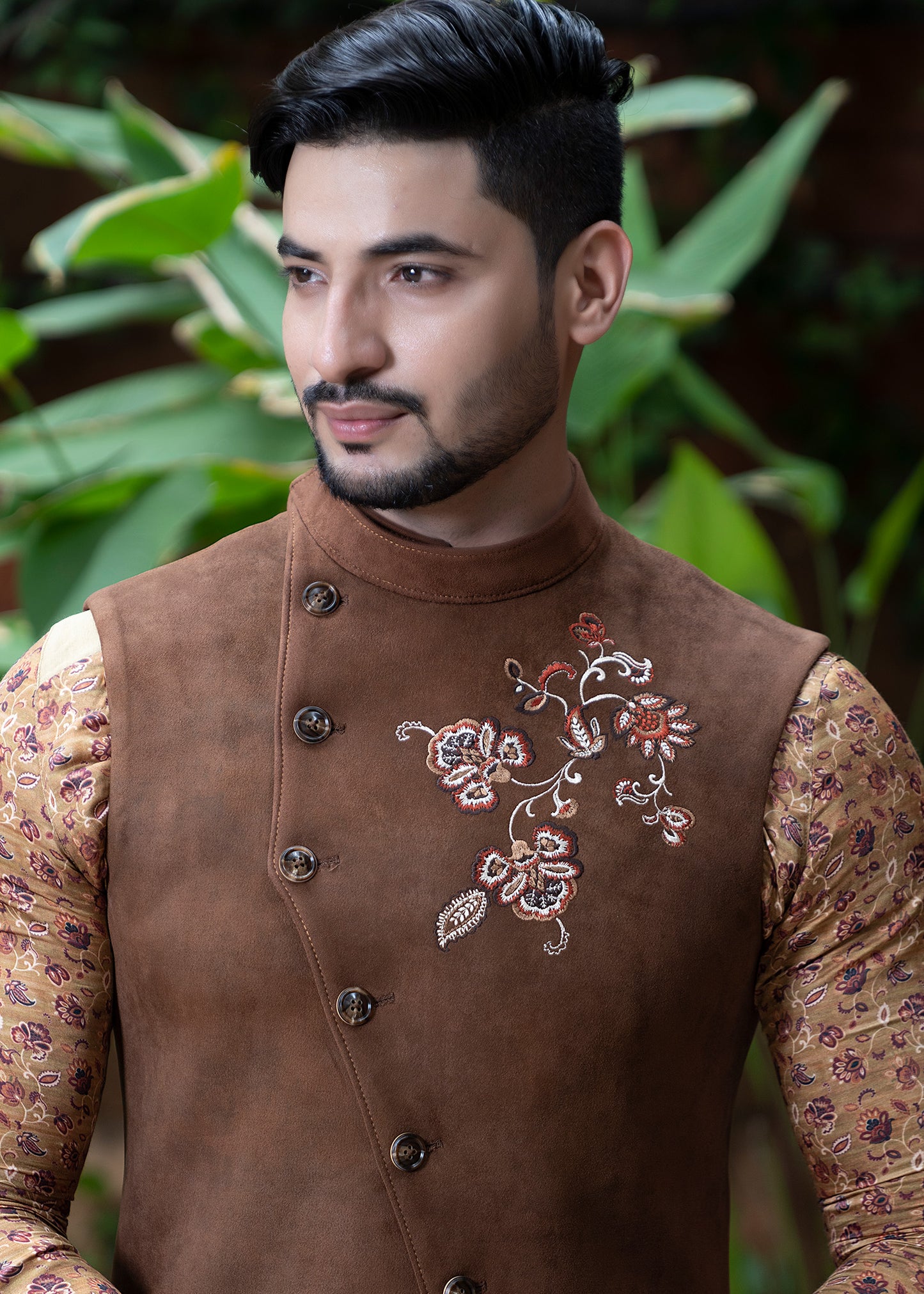 Overlap Threadwork Koti Kurta Set - Chandan Van