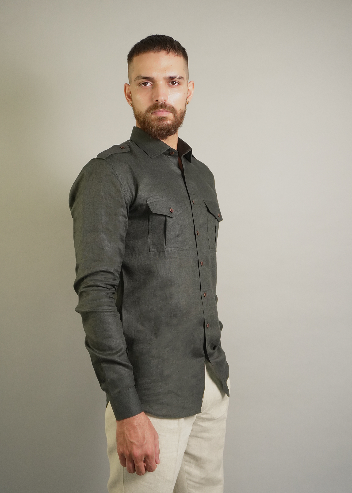 linen green shirt with pockets